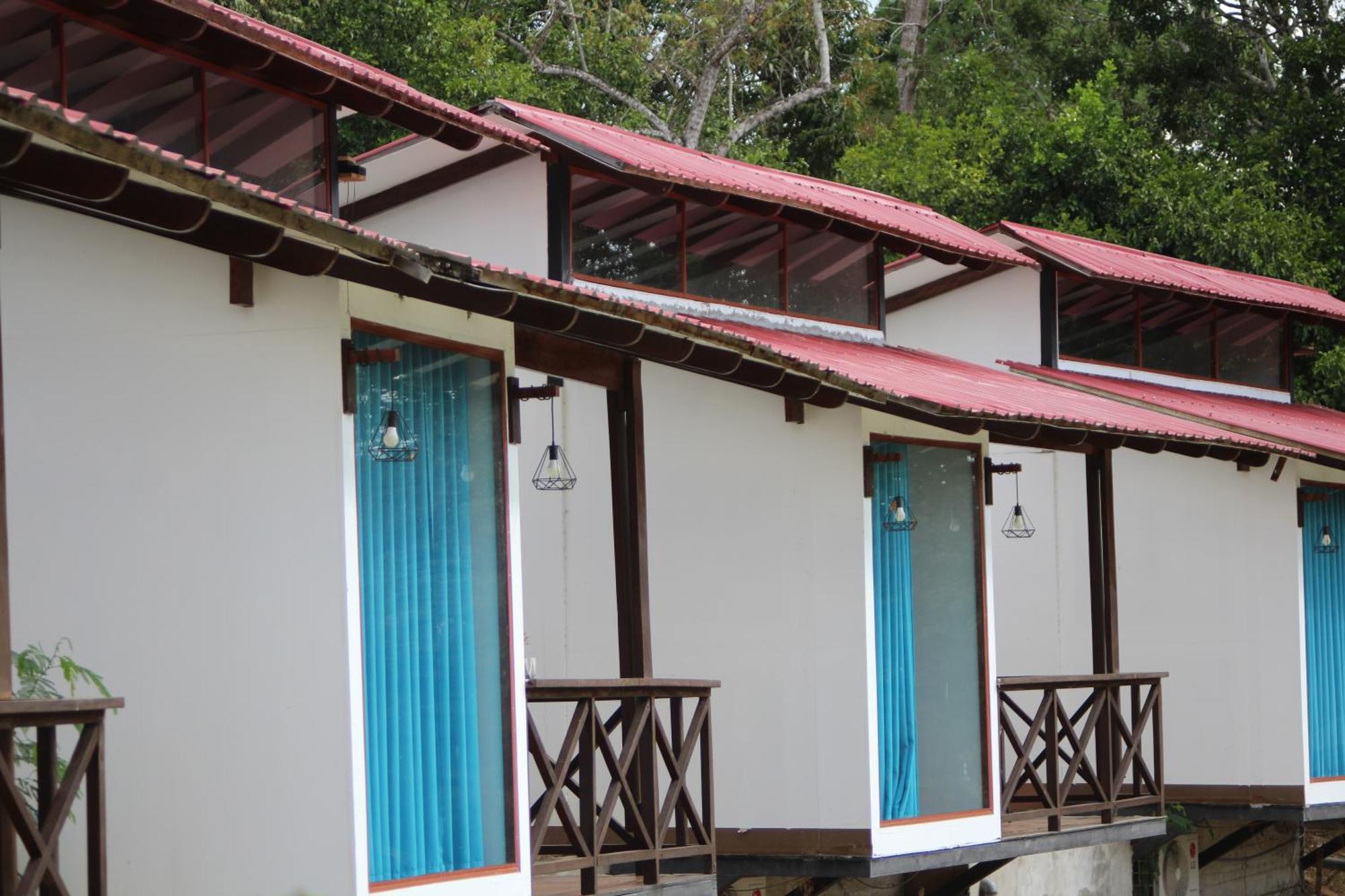 Hacienda Don Vicente Bungalows-タラポト エクステリア 写真