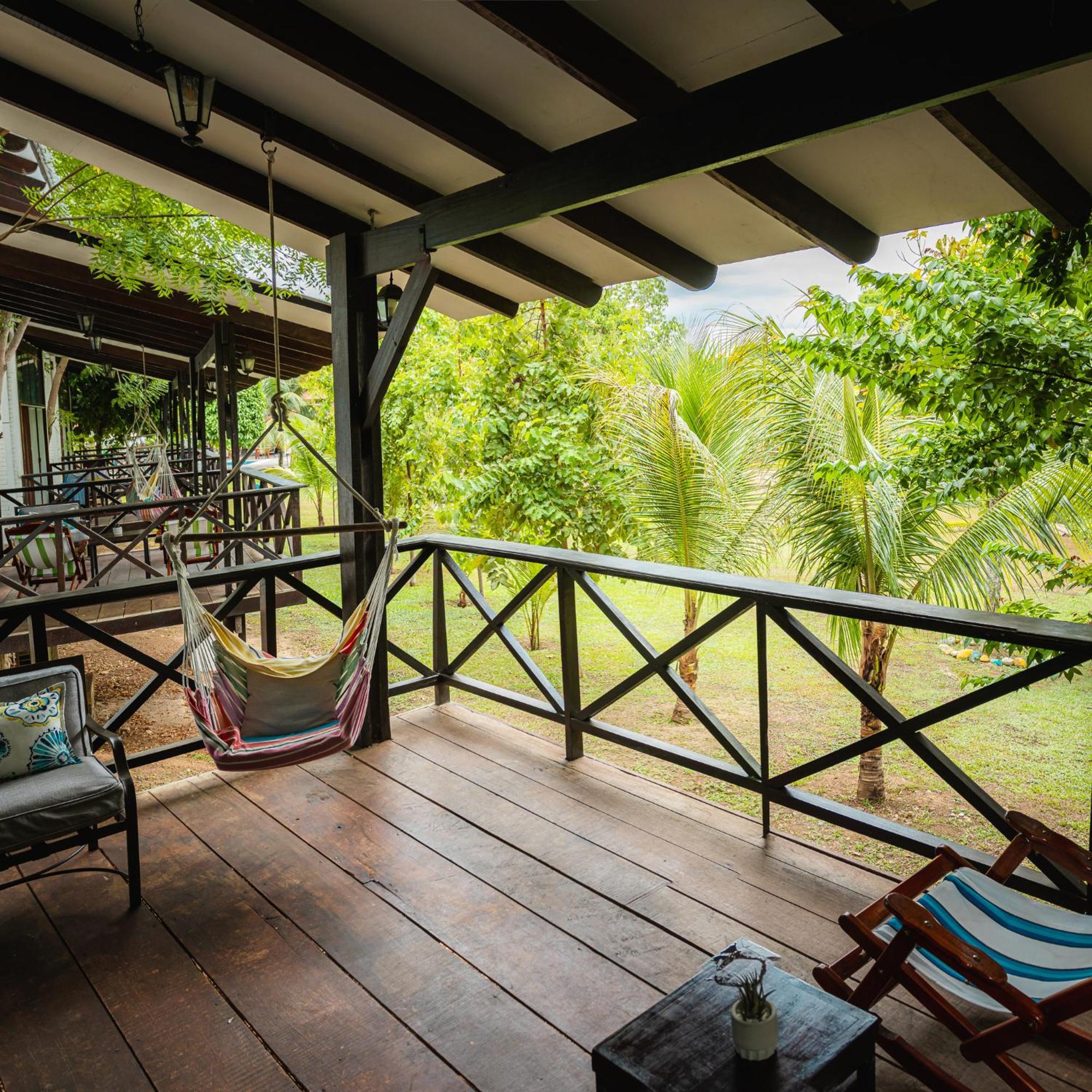 Hacienda Don Vicente Bungalows-タラポト エクステリア 写真